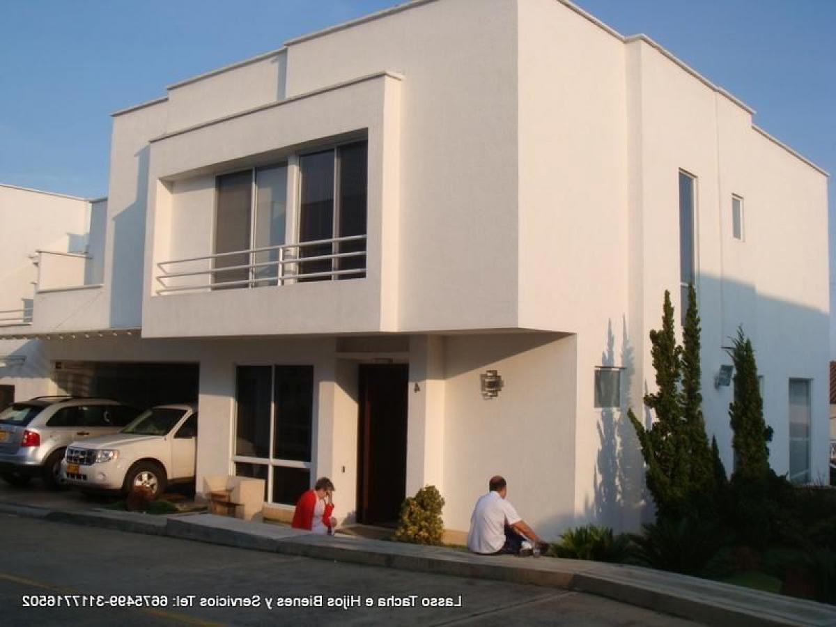 5 bedrooms House in Valle del Cauca, Colombia No. 6577