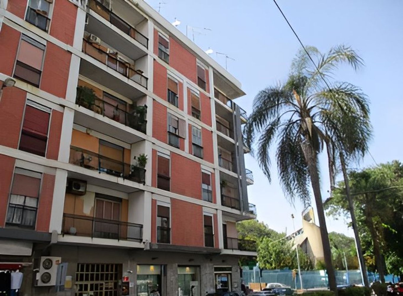 Квартира с 9 комнатами в Мессина, Италия № 43058