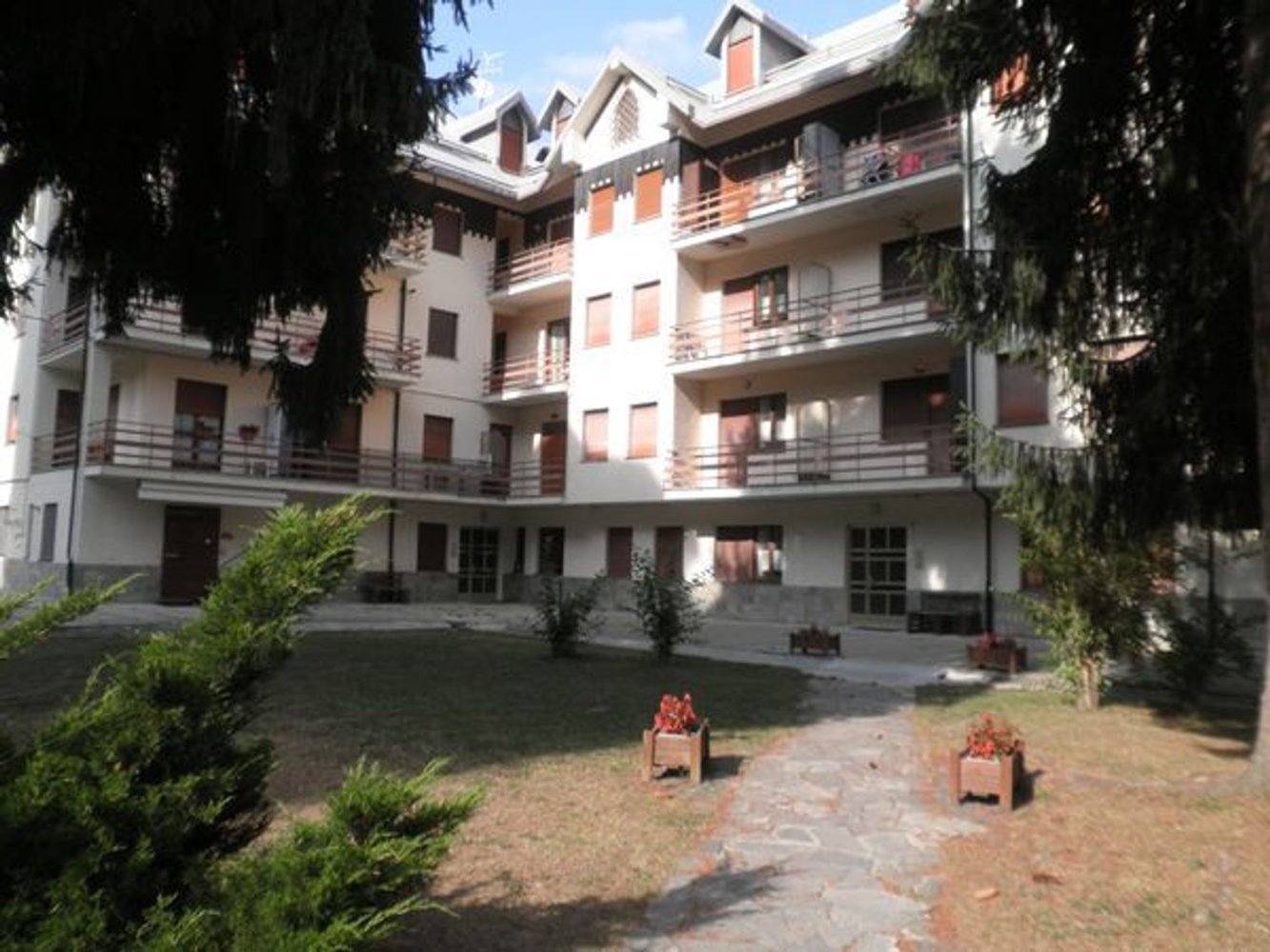 2 rooms Apartment in Limone Piemonte, Italy No. 131185