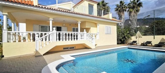 5 bedrooms Villa in Adeje, Spain No. 25024 2