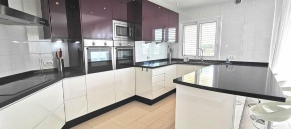 5 bedrooms Villa in Adeje, Spain No. 25024 10