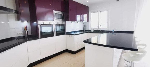 5 bedrooms Villa in Adeje, Spain No. 25024 8