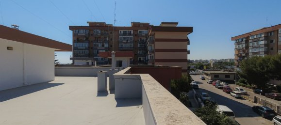 9 bedrooms Villa in Bari, Italy No. 316741 42