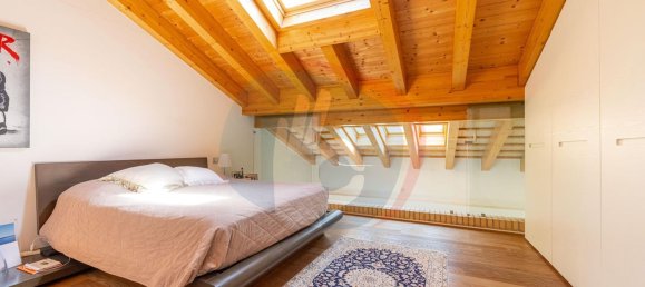 7 rooms House in Cadoneghe, Italy No. 74379 11