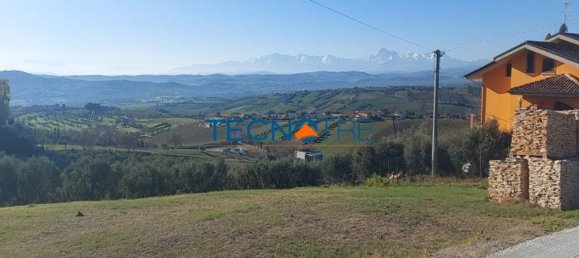 Terreno en Colonnella, Italy 1200 m² No. 201446 9