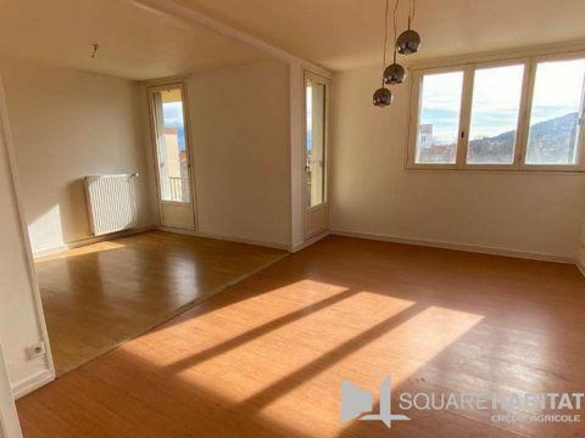 Condominio de 3 dormitorios en Riom, France No. 3363