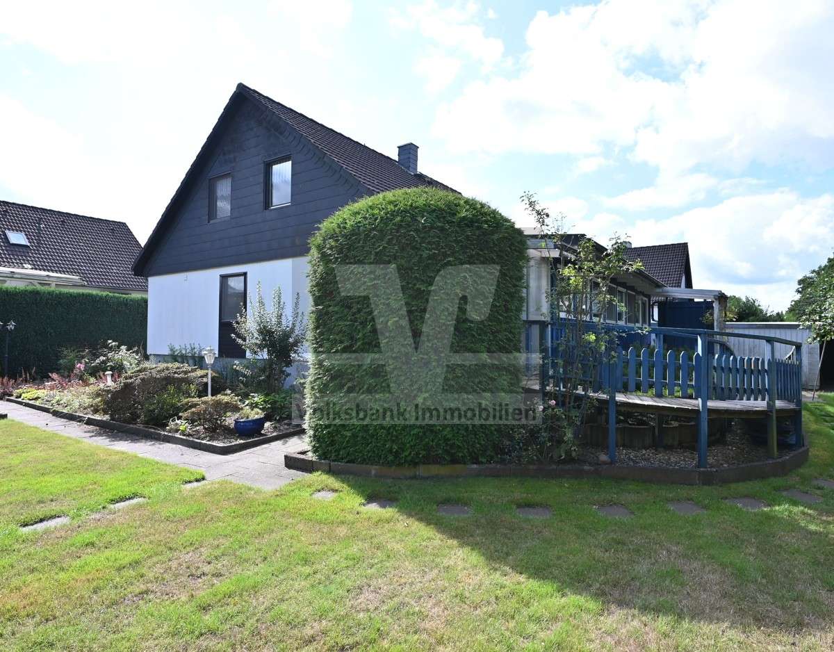 Дом с 6 комнатами в Celle, Германия № 221691