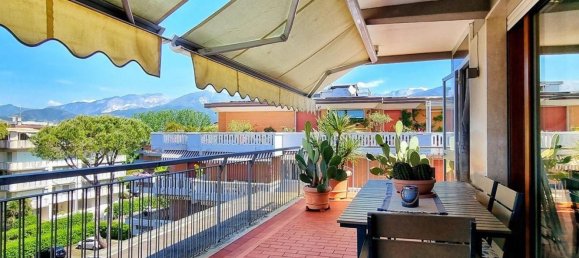 Ático de 4 habitaciónes en Massa, Italy No. 284399 34