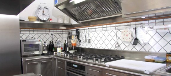 5 bedrooms Villa in Riparbella, Italy No. 193964 3