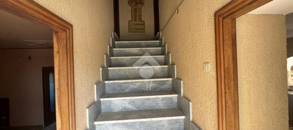 2 bedrooms House in Capriglia Irpina, Italy No. 358680 7