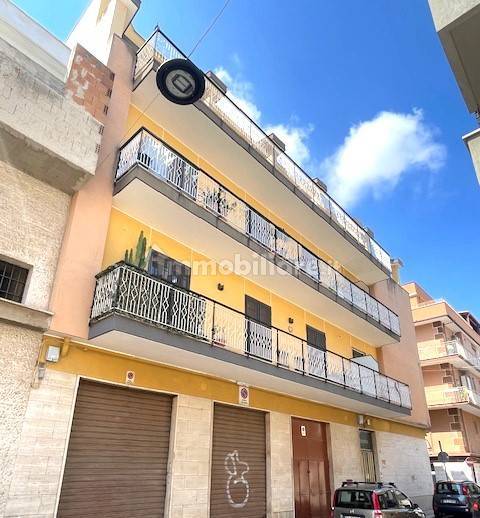 Квартира с 3 спальнями в Модуньо, Италия № 317329