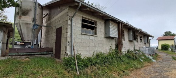 7 rooms Apartment in Castelnovo ne' Monti, Italy No. 95116 17