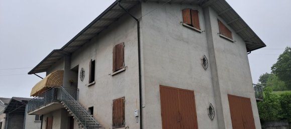 7 rooms Apartment in Castelnovo ne' Monti, Italy No. 95116 27