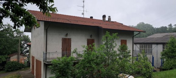 7 rooms Apartment in Castelnovo ne' Monti, Italy No. 95116 14