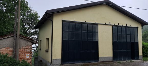 7 rooms Apartment in Castelnovo ne' Monti, Italy No. 95116 16