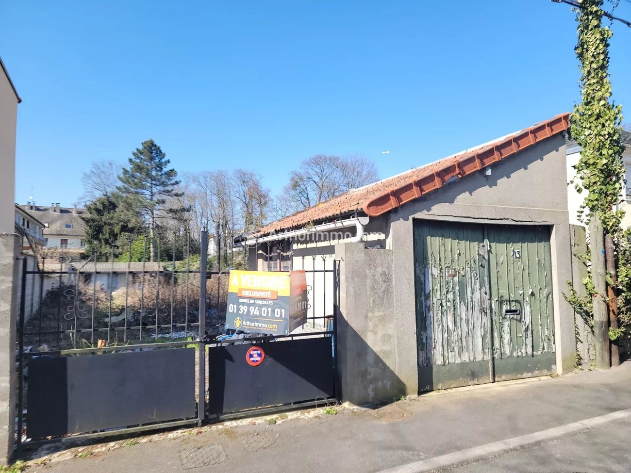 Grundstück in Sarcelles, France, Nr. 125420