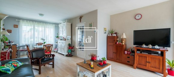 4 bedrooms House in Wattignies, France No. 54680 4