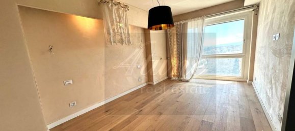 4 rooms Apartment in Rome, Italy No. 37755 9