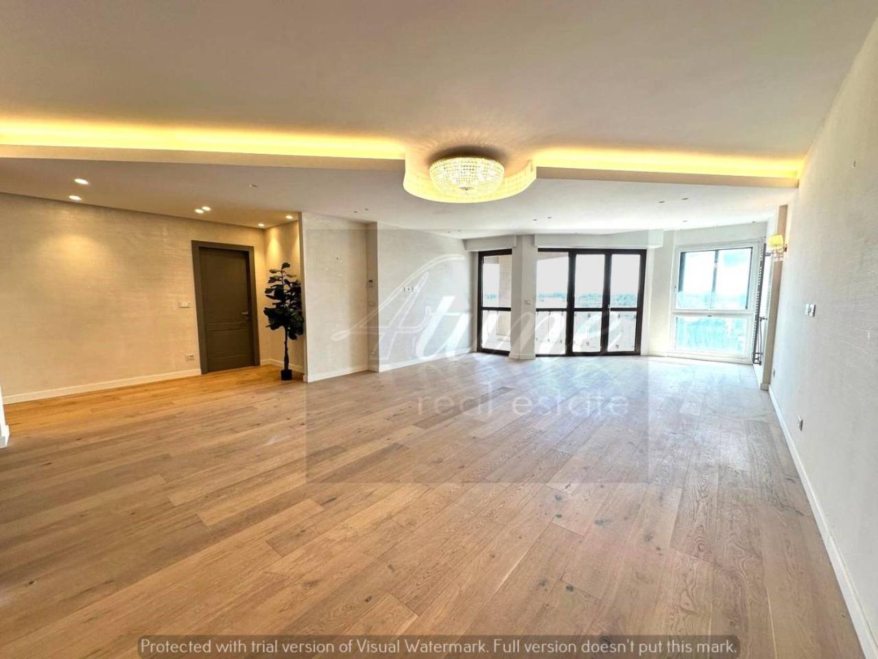 4 rooms Apartment in Rome, Italy No. 37755