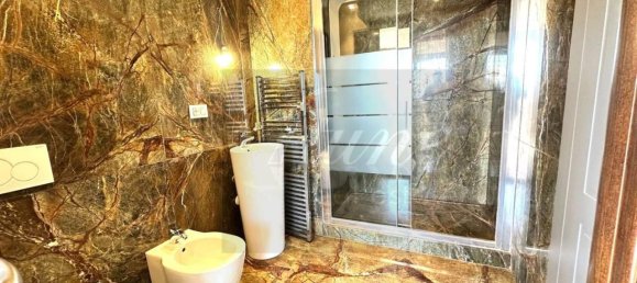 4 rooms Apartment in Rome, Italy No. 37755 14