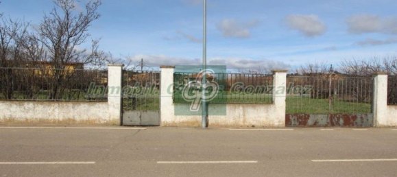 2467m² Land in Zamora, Spain No. 68921 2