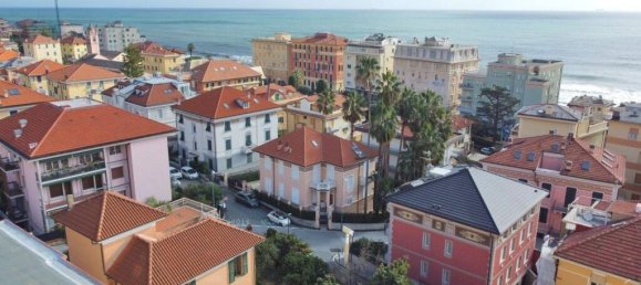 5 bedrooms Villa in Varazze, Italy No. 110324 8