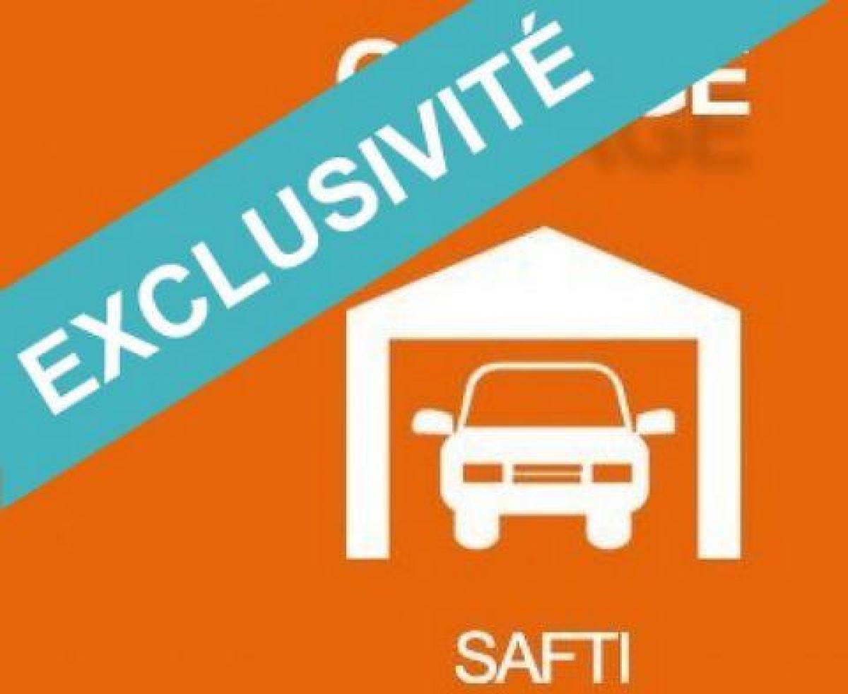 153m² Shop in Toulon, France No. 18570