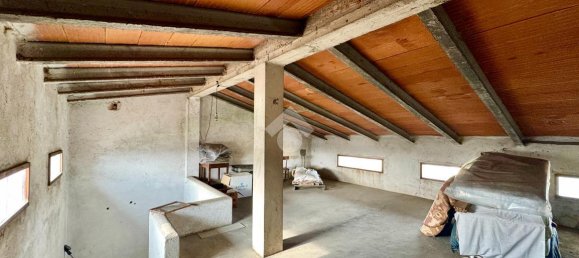 5-salle Maison à Loria, Italy No. 5651 35