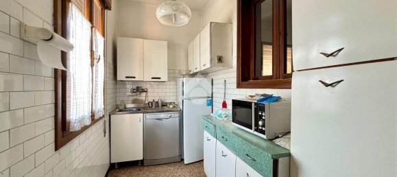 5-salle Maison à Loria, Italy No. 5651 7