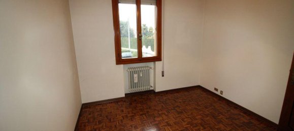 Вилла с 7 комнатами в Новента Падована, Италия № 32548 37