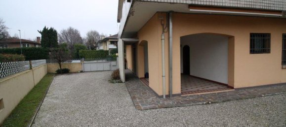 Вилла с 7 комнатами в Новента Падована, Италия № 32548 25