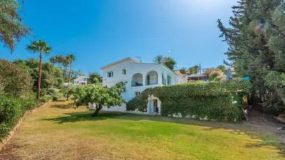 4 bedrooms House in Marbella, Spain No. 128056