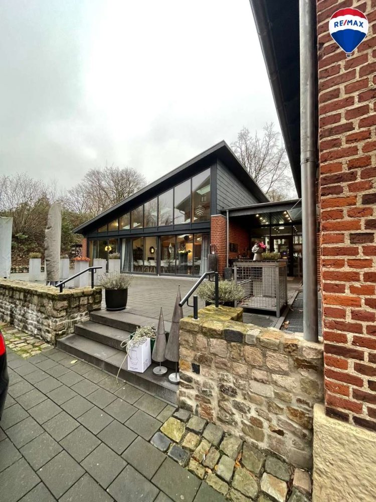 3500m² Hotel in Herford, Germany No. 323500