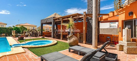 5 bedrooms Villa in Adeje, Spain No. 103824 28