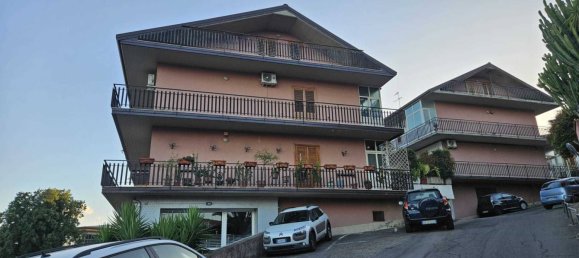 2 bedrooms Apartment in Aci Sant'Antonio, Italy No. 287836 3