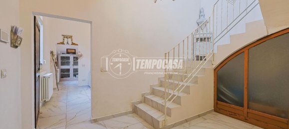 6 rooms House in Lugo, Italy No. 112998 5