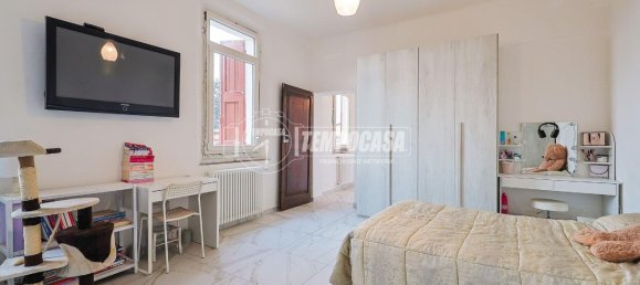 6 rooms House in Lugo, Italy No. 112998 3