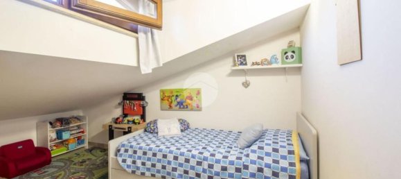 3-salle Appartement à Marcellina, Italy No. 266018 18