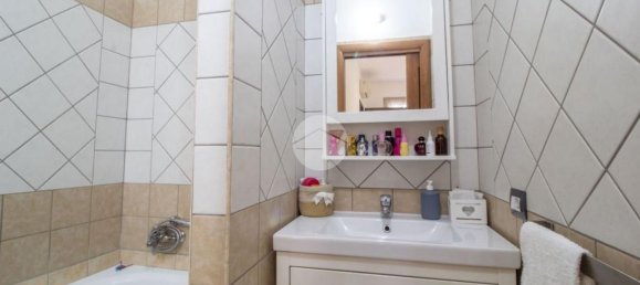 3-salle Appartement à Marcellina, Italy No. 266018 7