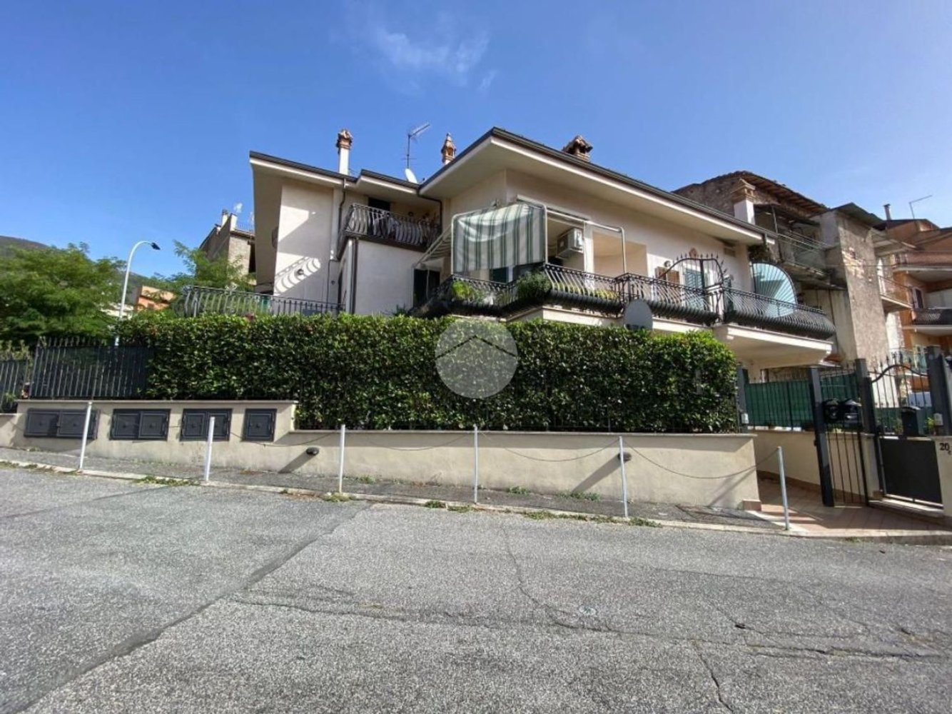 3-salle Appartement à Marcellina, Italy No. 266018