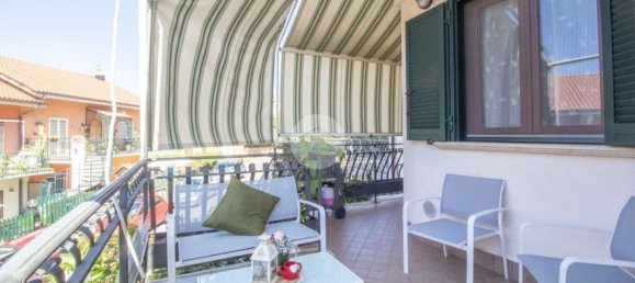 3-salle Appartement à Marcellina, Italy No. 266018 2