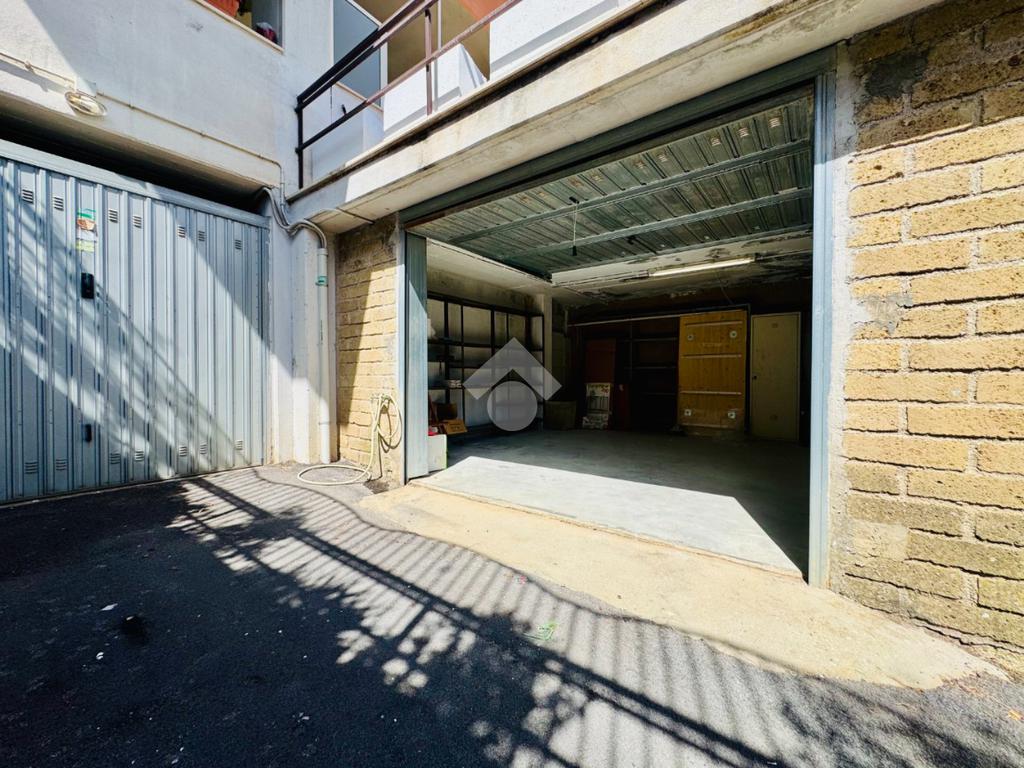 1 room Garage in Bracciano, Italy No. 359958