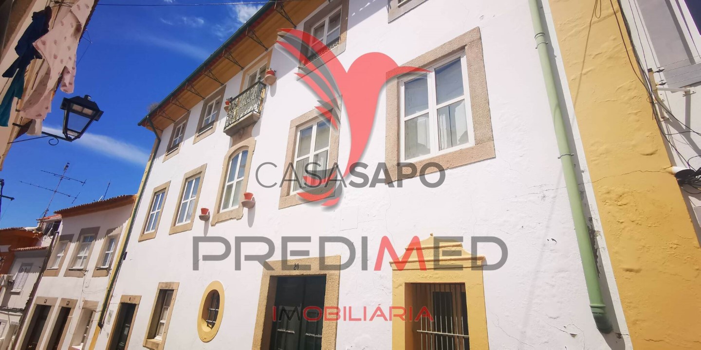 Здание 542м² в Картейра, Португалия № 196498