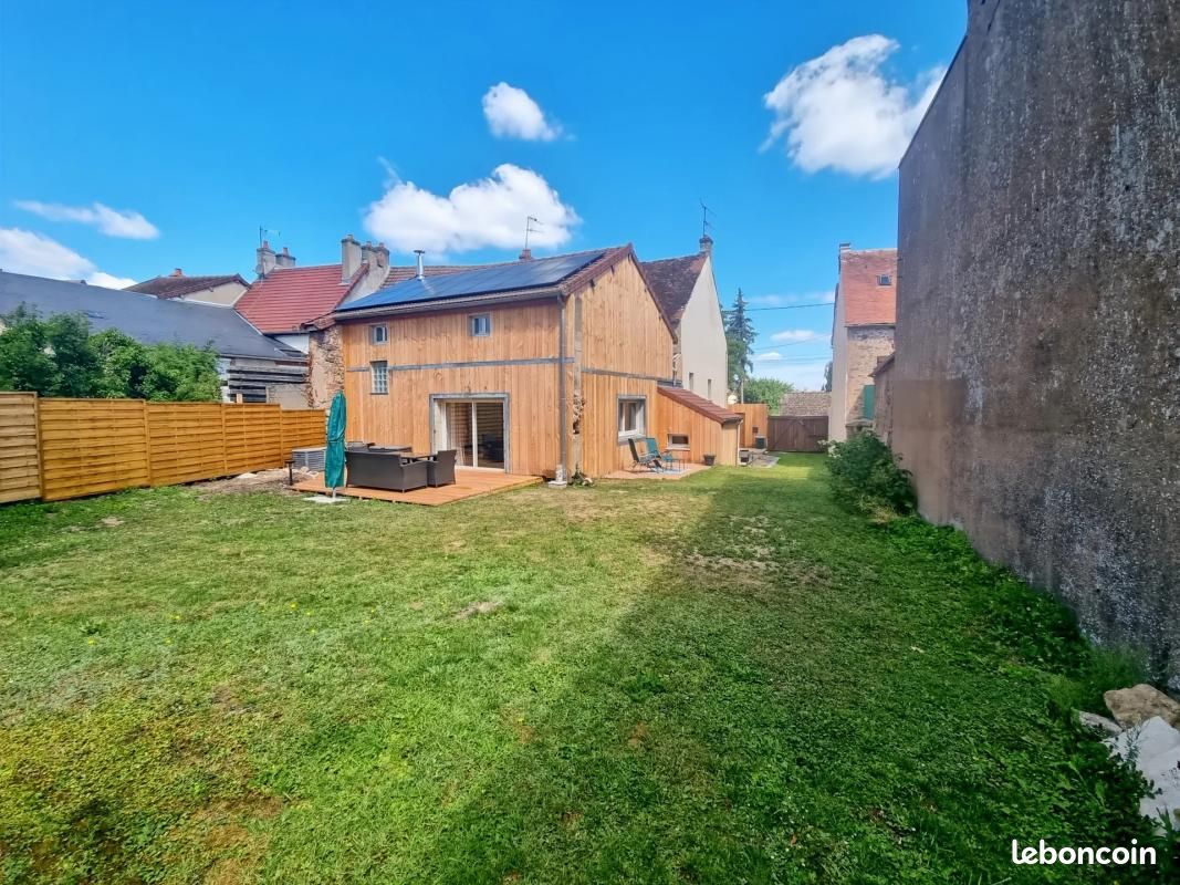 6 chambres Maison à Côte-d'Or, France No. 362536