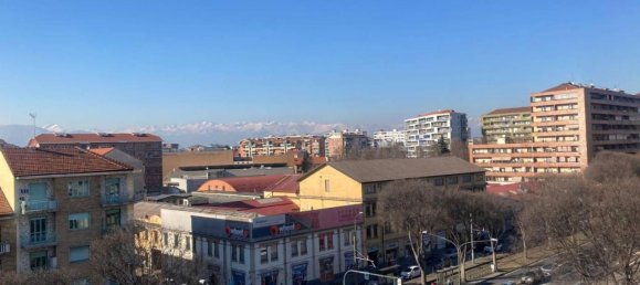 2 rooms Apartment in Turin, Italy No. 140471 2