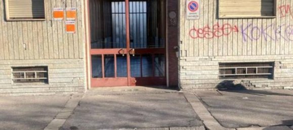 2 rooms Apartment in Turin, Italy No. 140471 26