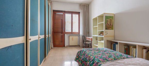 7 rooms Apartment in Pescara, Italy No. 211805 8
