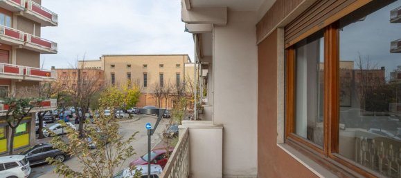7 rooms Apartment in Pescara, Italy No. 211805 15