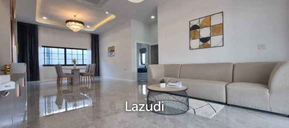 4 bedrooms Villa in Pattaya, Thailand No. 32845 4