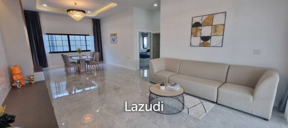 4 bedrooms Villa in Pattaya, Thailand No. 32845 3